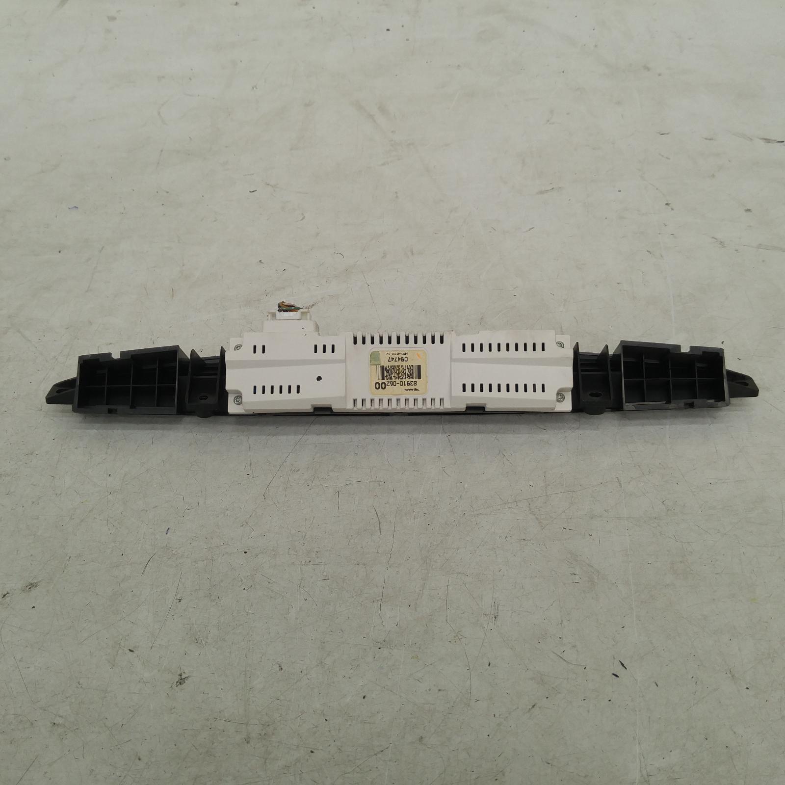 Camry Clock 2006-2012 xv40,06/06-02/12 00010181 #230447