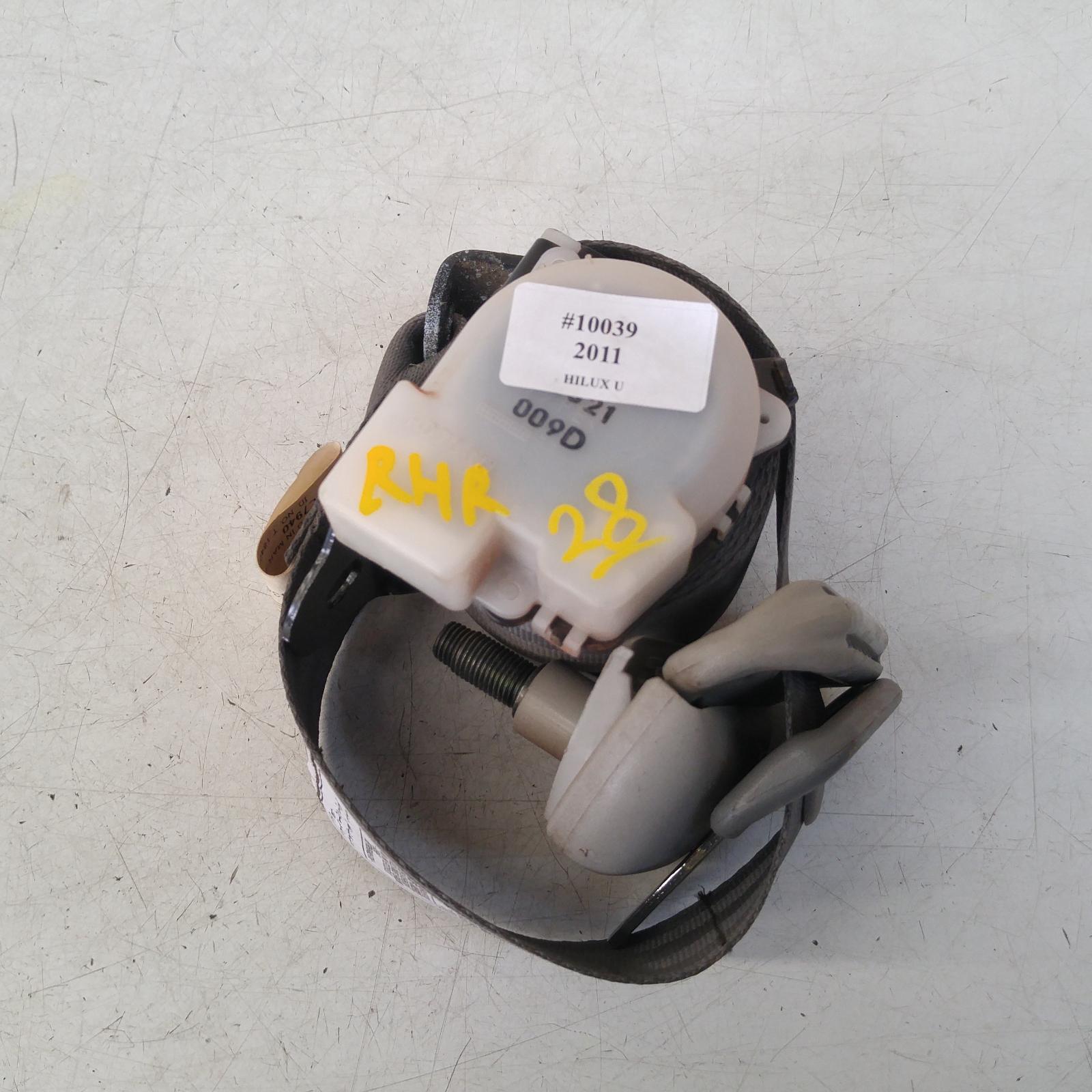 Hilux Seat Belt Stalk 2005-2011 rh rear,seat belt only,dual cab,light grey,03/05-06/11 00010039 #231944