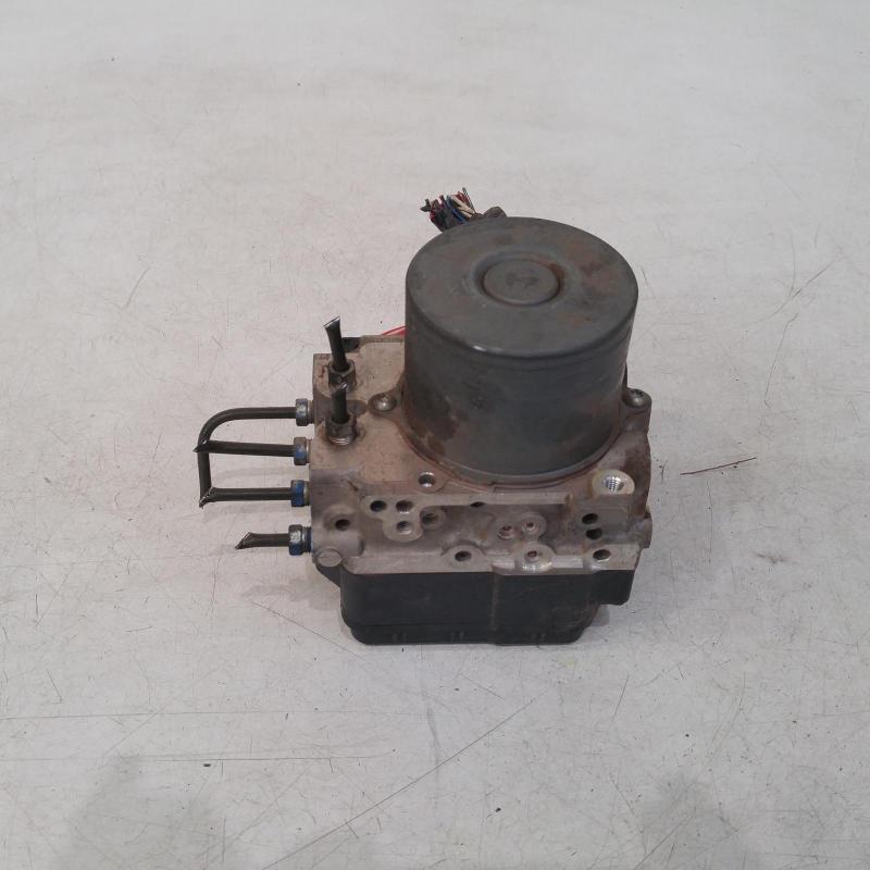 防抱死制动系统泵/调制器