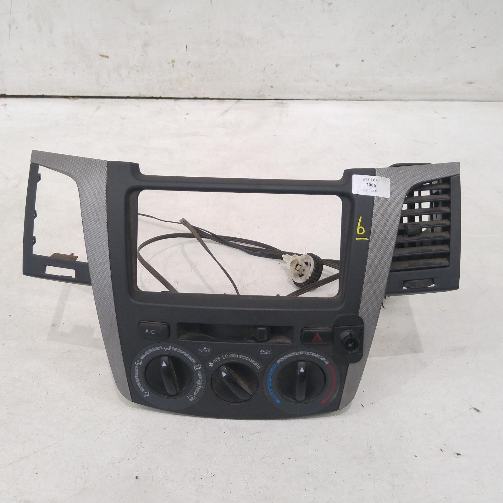 Result Heater/aircon Controls for Toyota HiluxAus Auto Parts(1011)