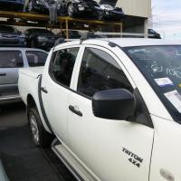 Mitsubishi 2006 ~ 2015 Triton