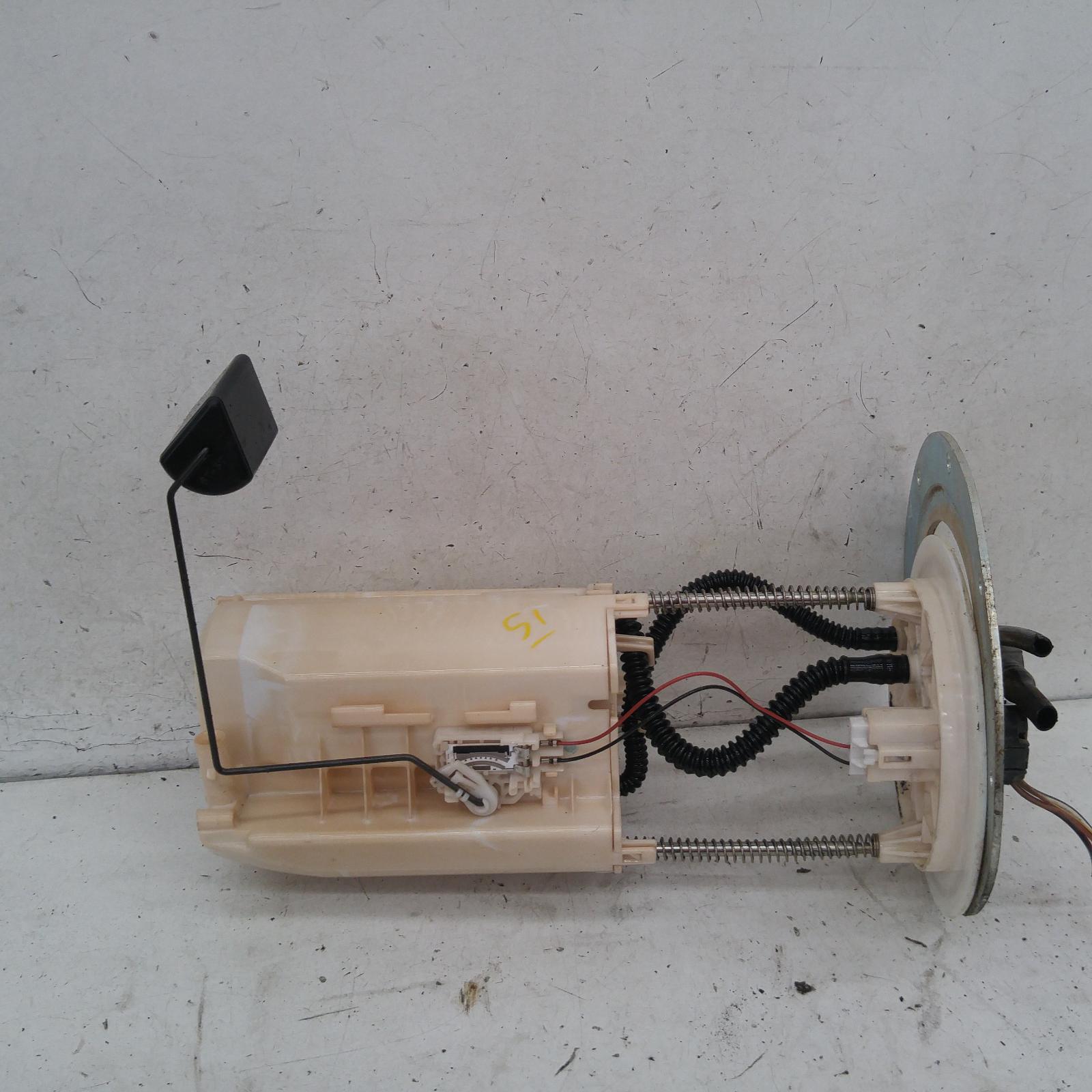 234456, Used fuel sending unit for 2010 hilux 03/0508/11