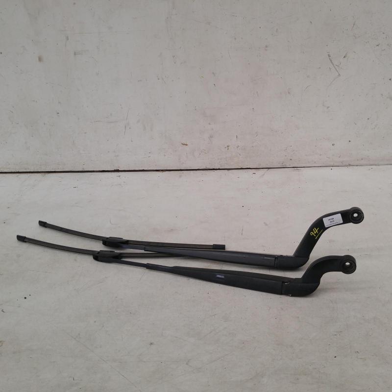 wiper arm