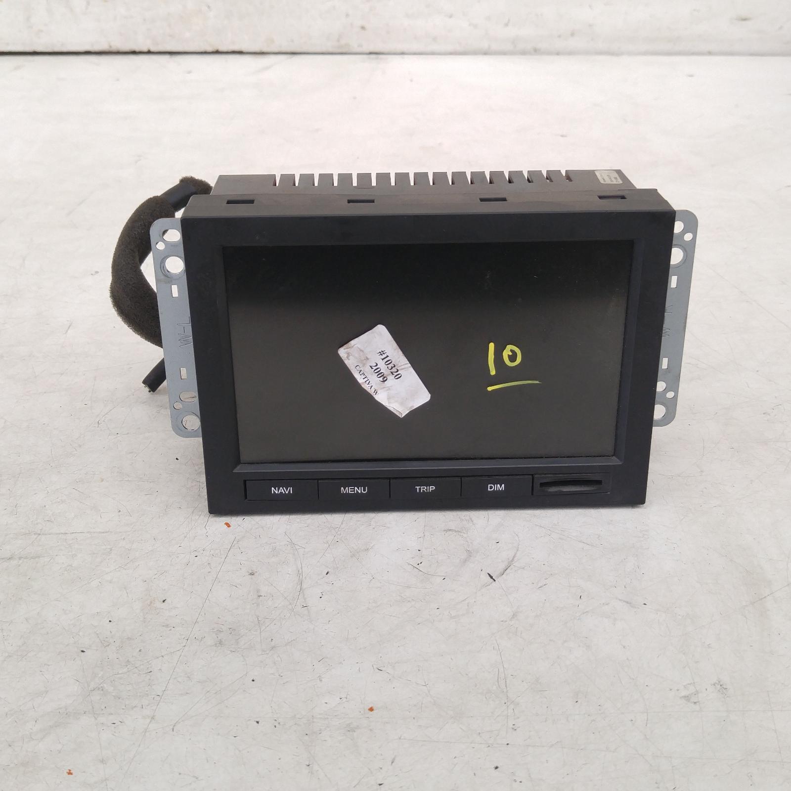 236197, Used stereo/head unit for 2009 captiva display unit only, sat