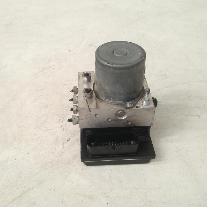 pompa sistem rem anti lock / modulator