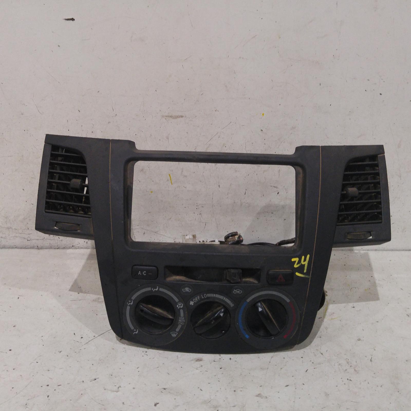 Result Heater/aircon Controls for Toyota HiluxAus Auto Parts(1011)
