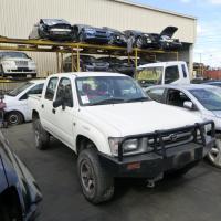 Toyota 1997 ~ 2001 Hilux