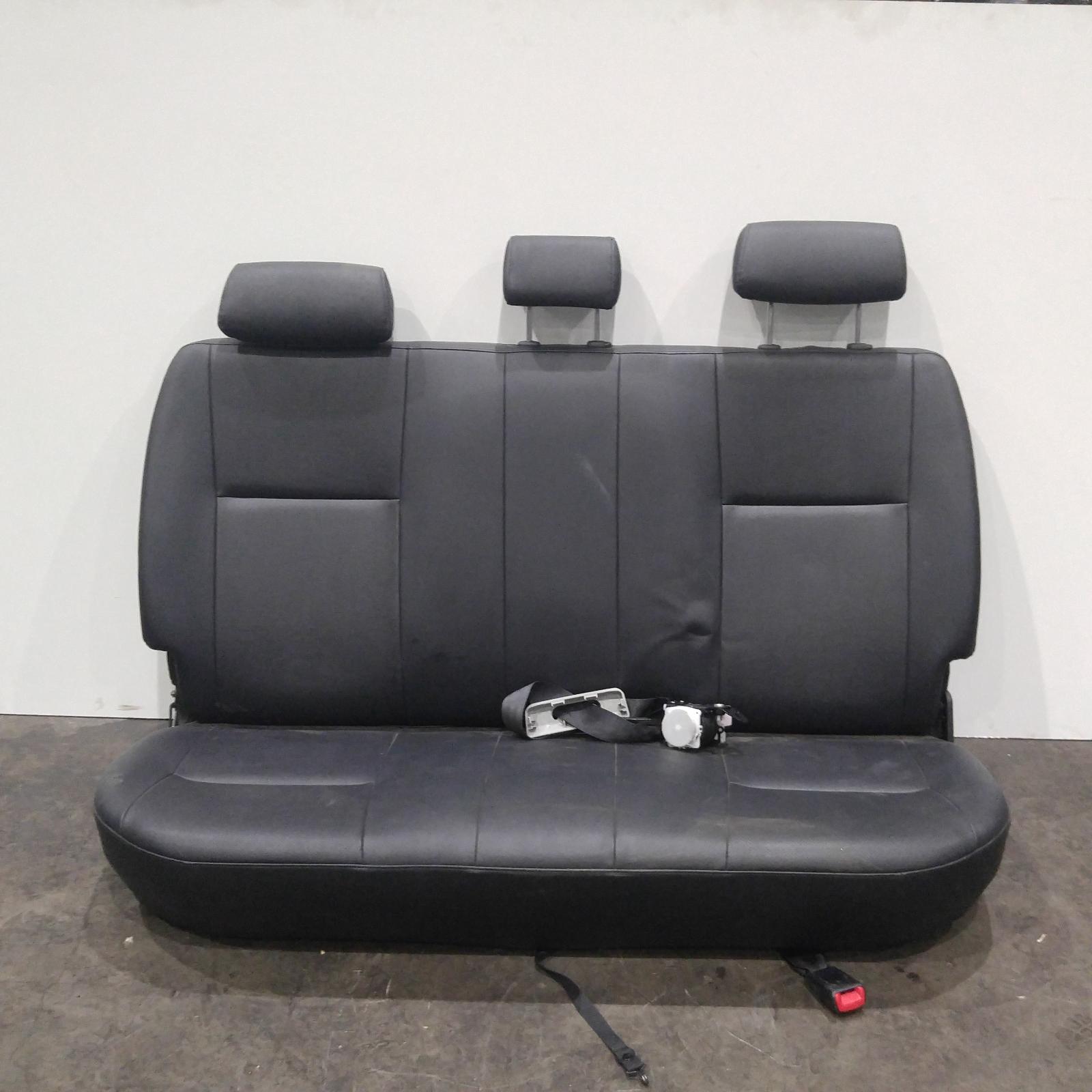 239941, Used 2nd seat/rear seat for 2014 hilux dual cab, black vinyl
