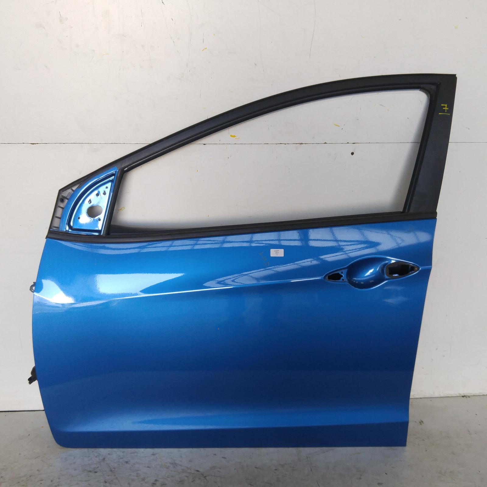 239771, Used left front door for 2015 i30 gd, 5dr hatch, 03/1202/17