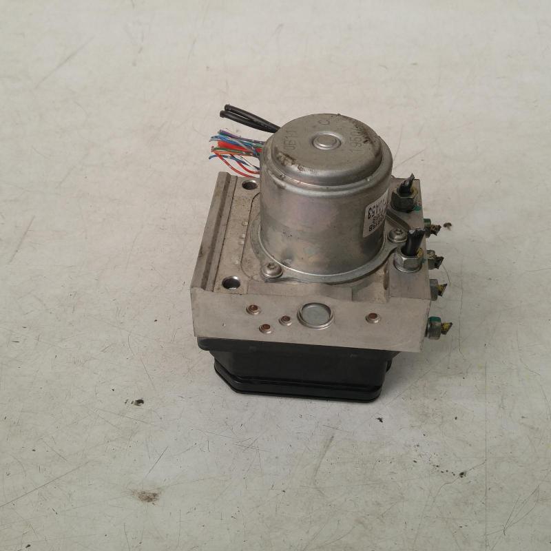 pompa sistem rem anti lock / modulator