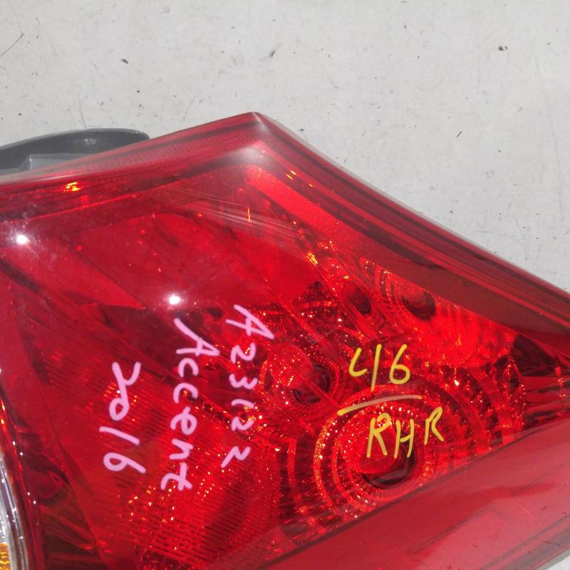 taillight right