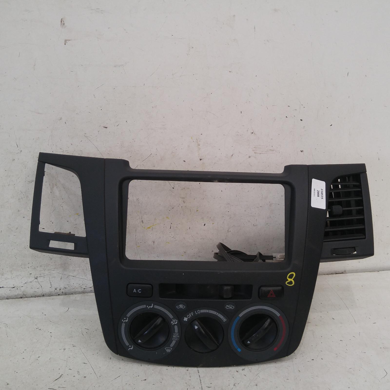 Result Heater/aircon Controls for Toyota HiluxAus Auto Parts(1011)