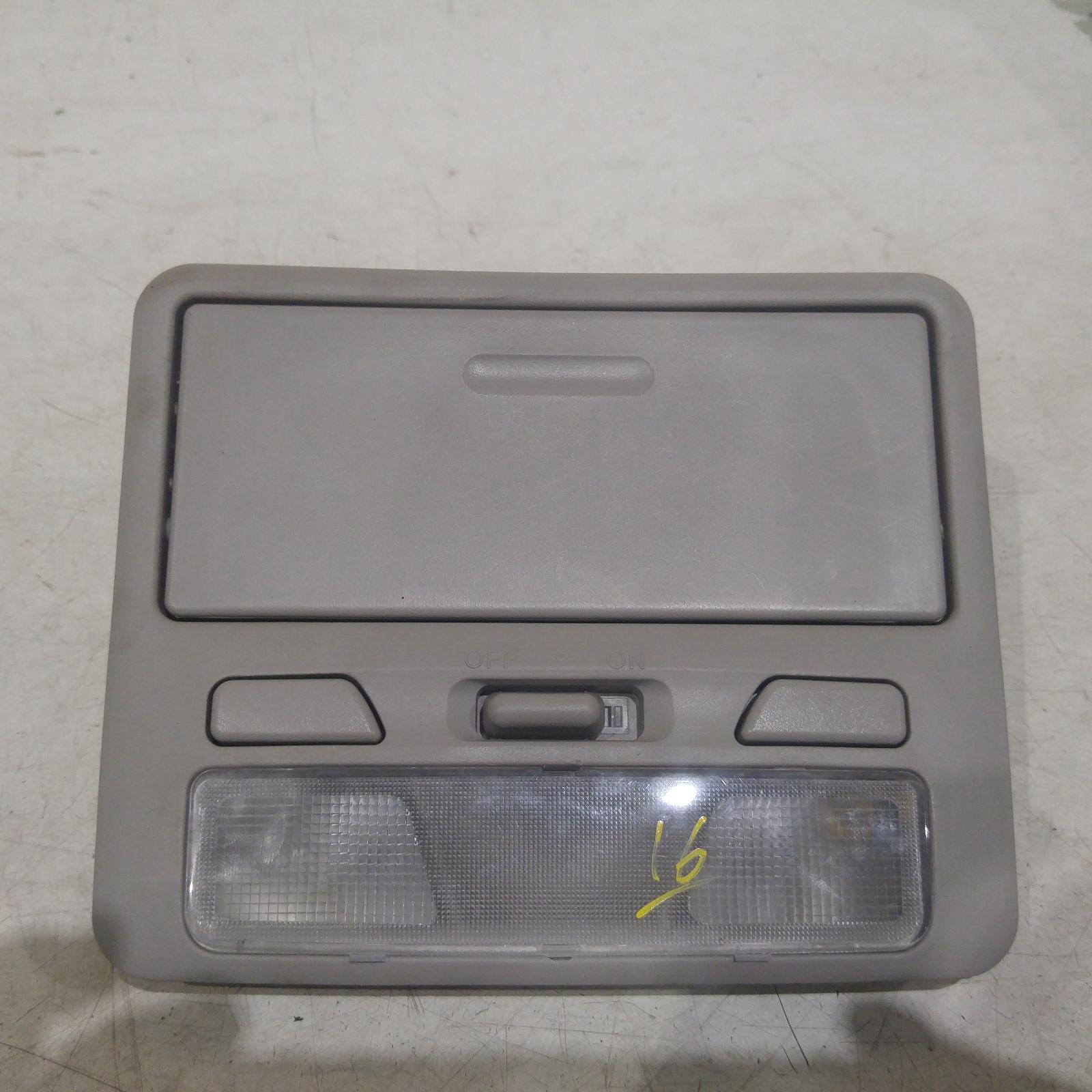 243720, Used courtesy light for 2011 triton mn, front w/ sunglass