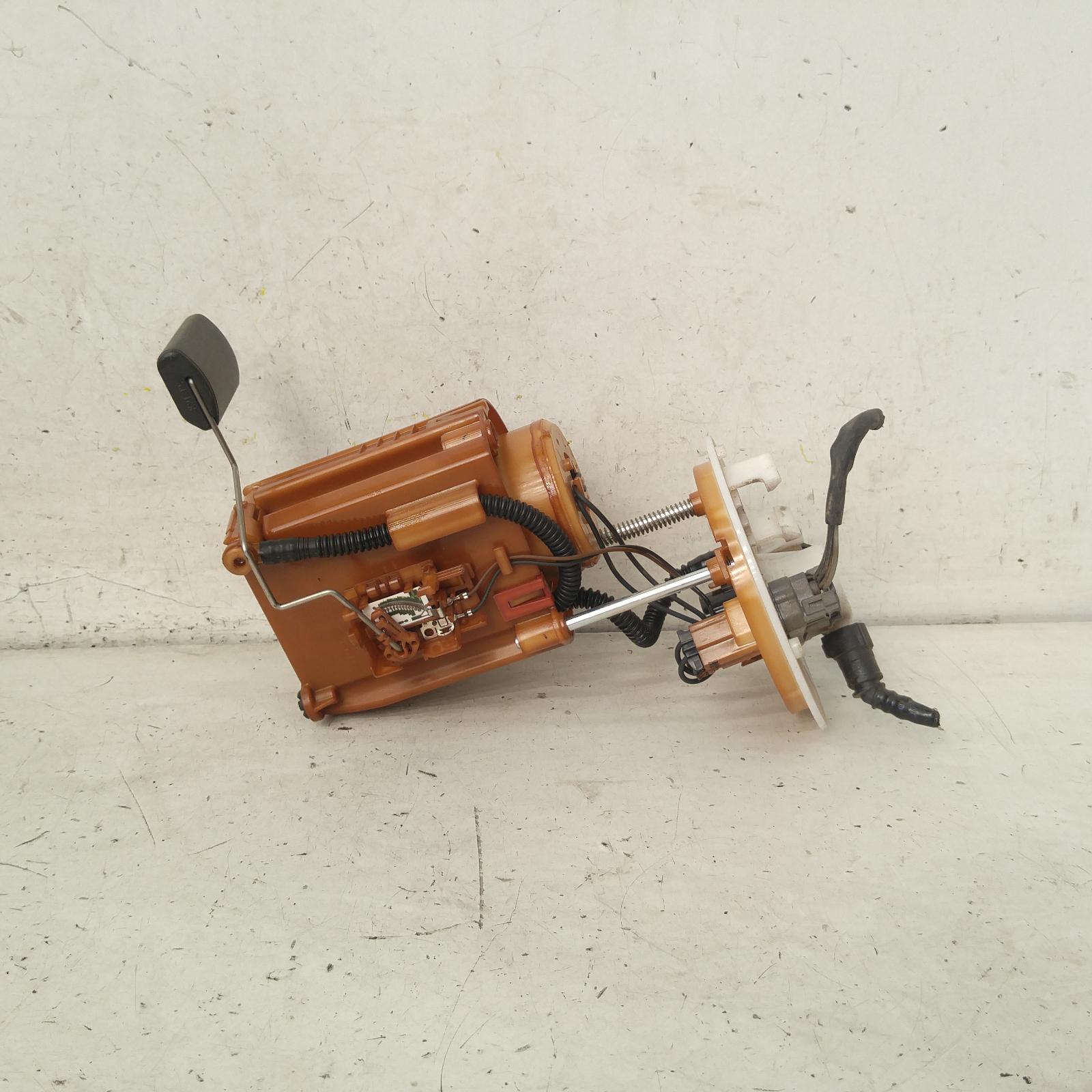  244711 Used Fuel Sending Unit For 2014 I30 Gd 05 12 02 17