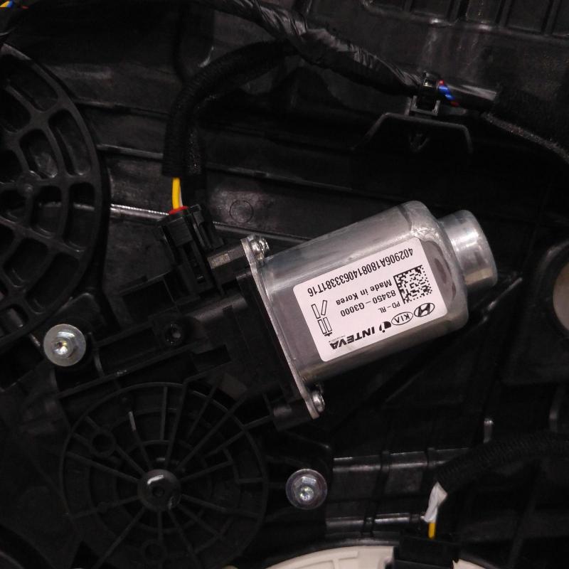 window regulator/motor rear left