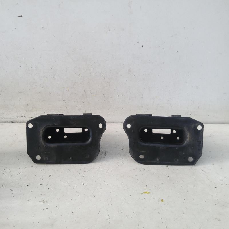 bar reinforcement/bracket front