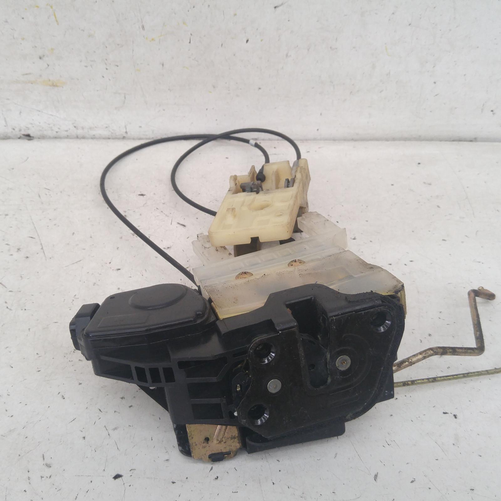 Tucson Door/boot/gate Lock 2004-2010 right front door lock,08/04-01/10 00010722 #246571