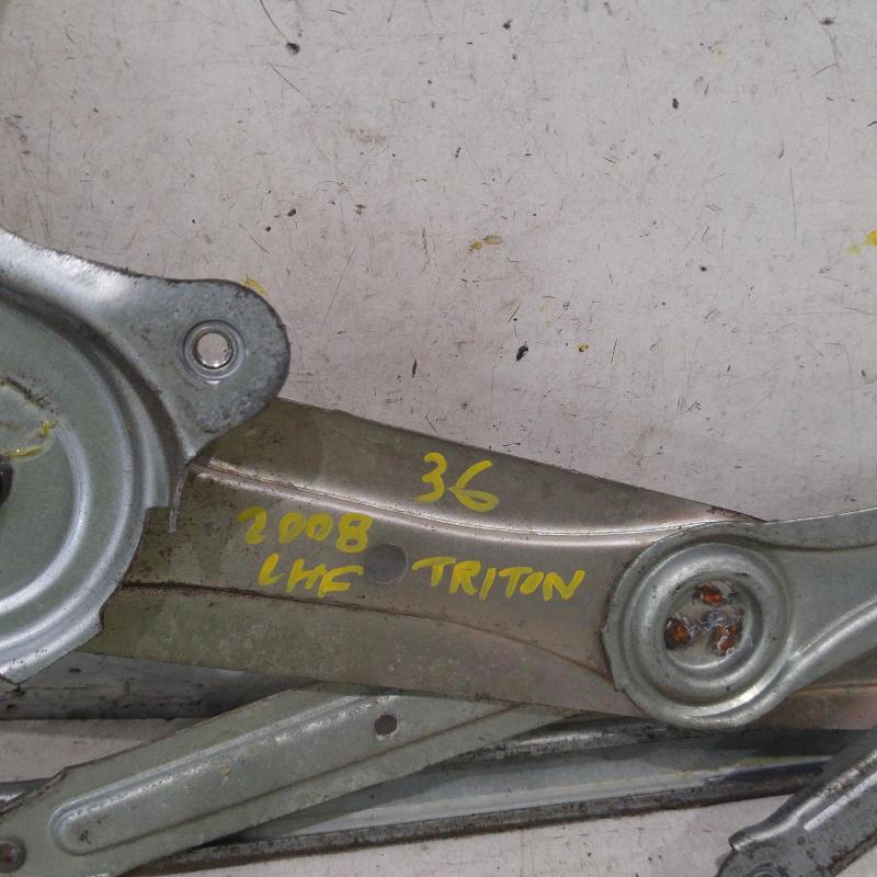 window regulator/motor front left