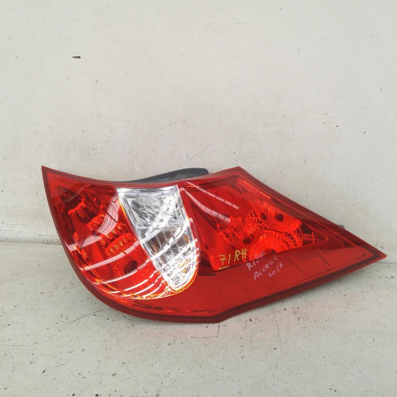 taillight right