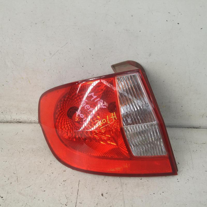 taillight left