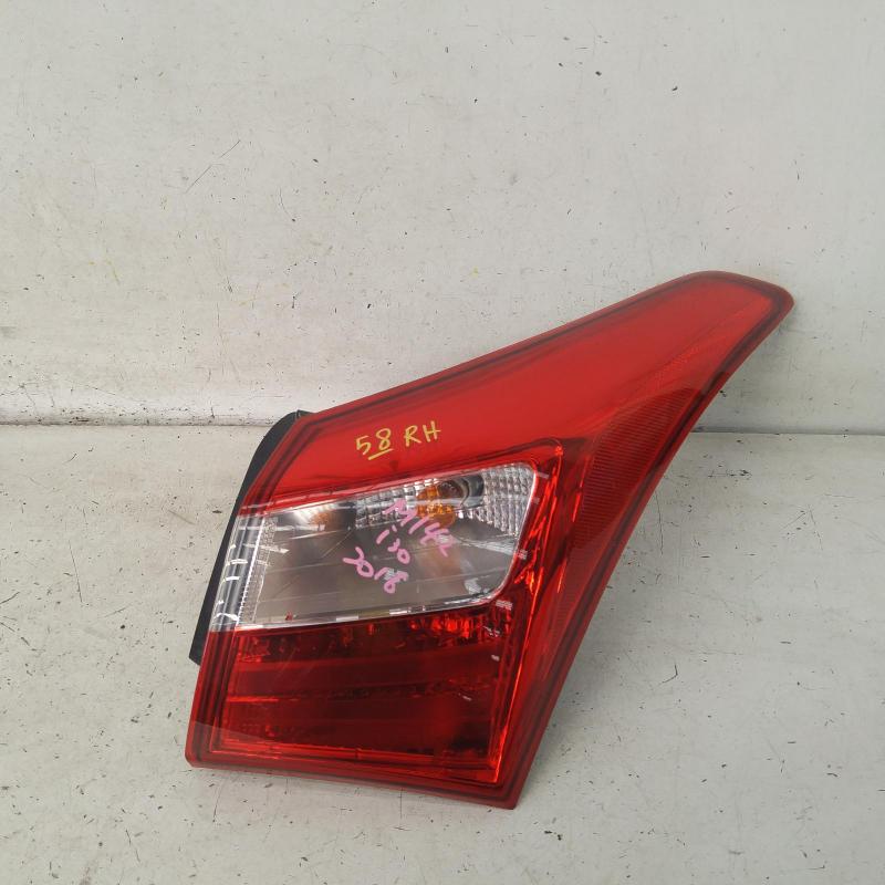 taillight right