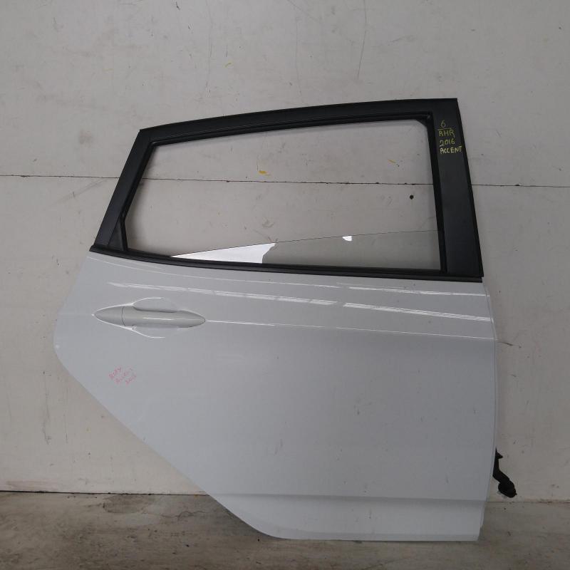 door/sliding rear right