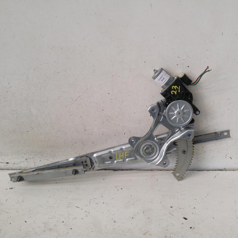 window regulator/motor front left