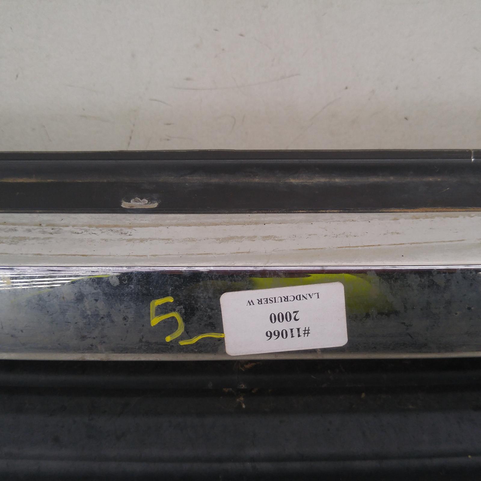 Landcruiser Grille 1998-2002 100 series,chrome,01/98-05/02 00011066 #251118