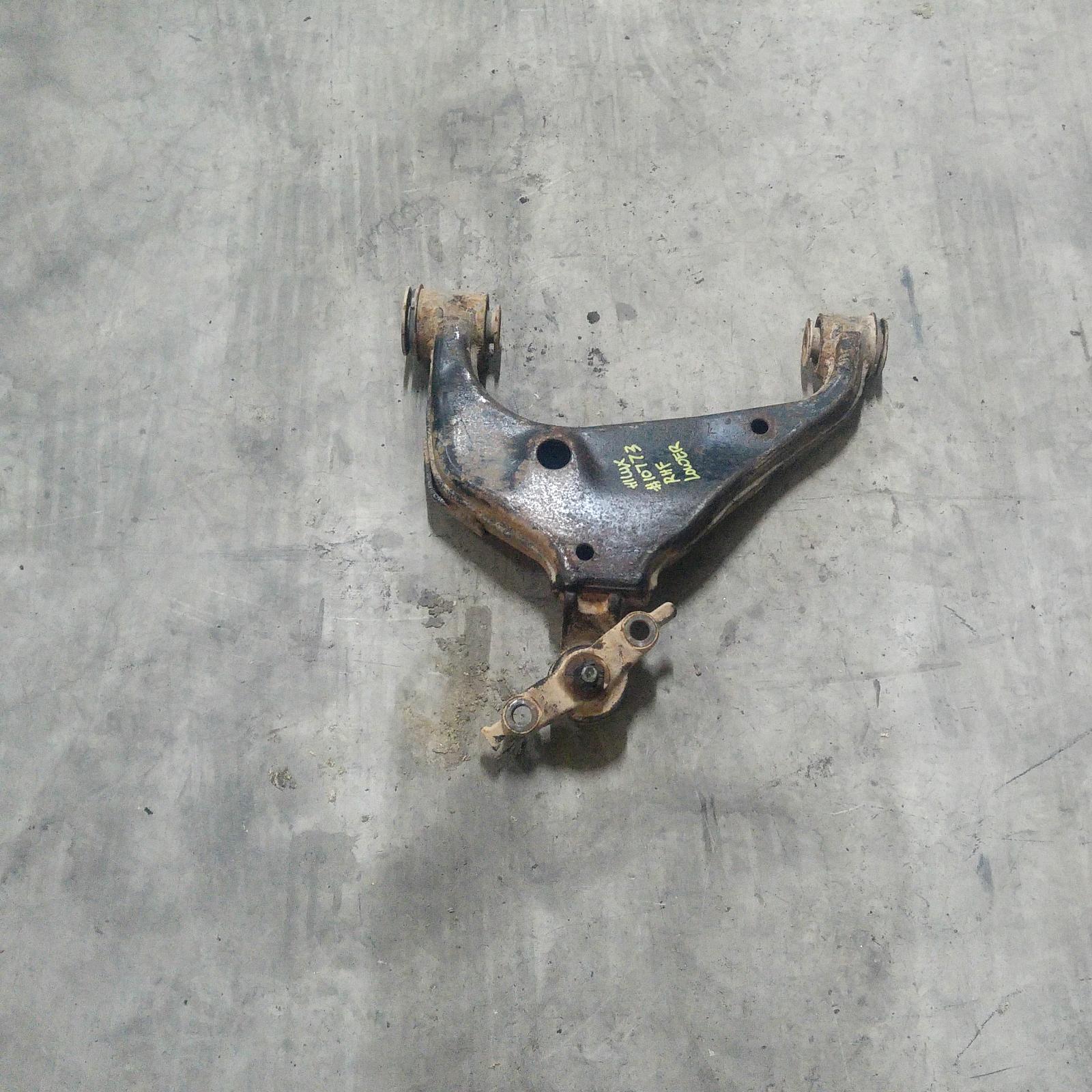 Result Control Arm Lower Front Right for Toyota HiluxAus Auto Parts(1011)