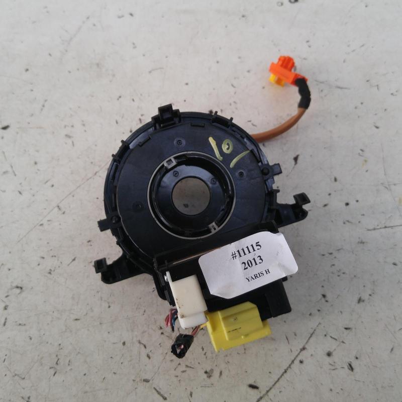 252815, Used airbag module/sensor for 2013 yaris clockspring, ncp13