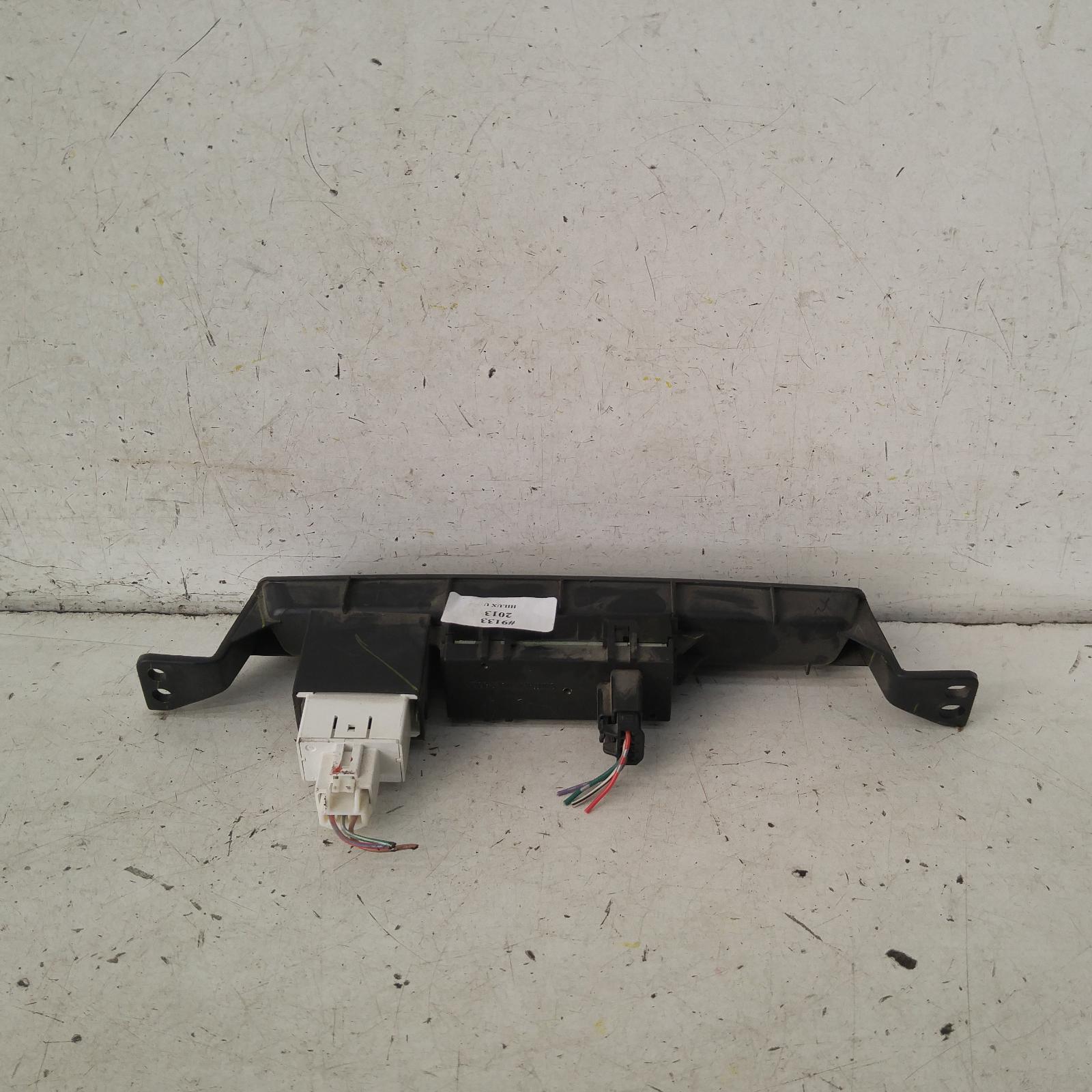 Hilux Clock 2005-2015 digital dash clock,non temperature type,03/05-08/15 00009133 #256636