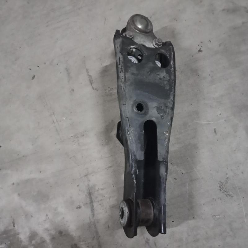 control arm lower front right