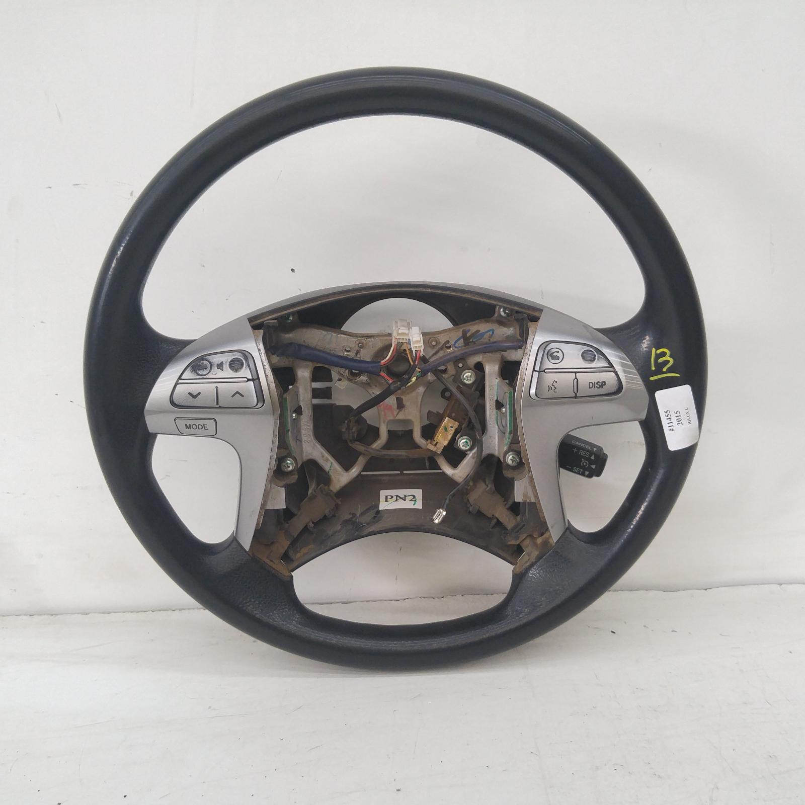 Hilux Steering Wheel 2015-2021 vinyl,w/ cruise/audio & phone controls type,09/15- 00011455 #261469