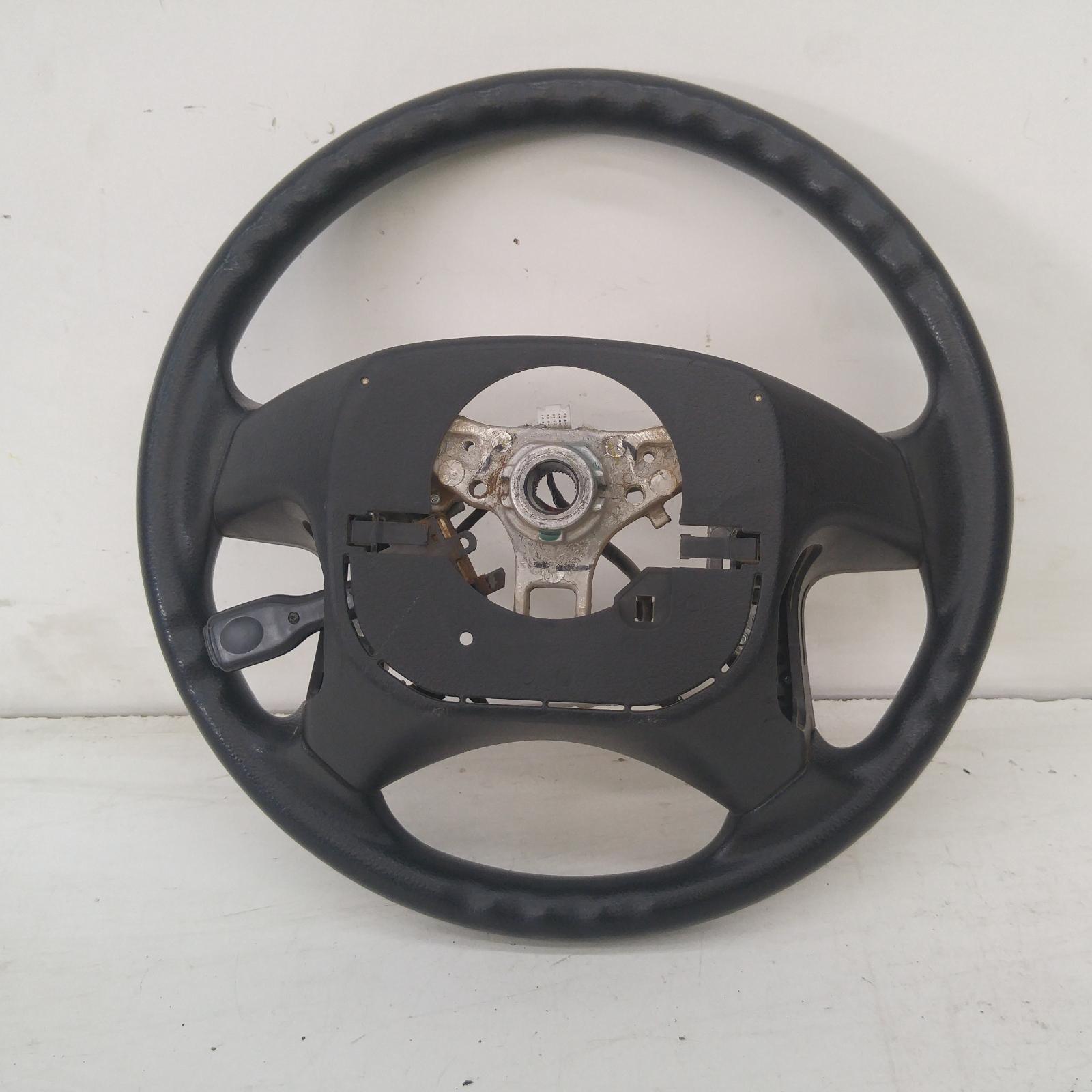Hilux Steering Wheel 2015-2021 vinyl,w/ cruise/audio & phone controls type,09/15- 00011455 #261469