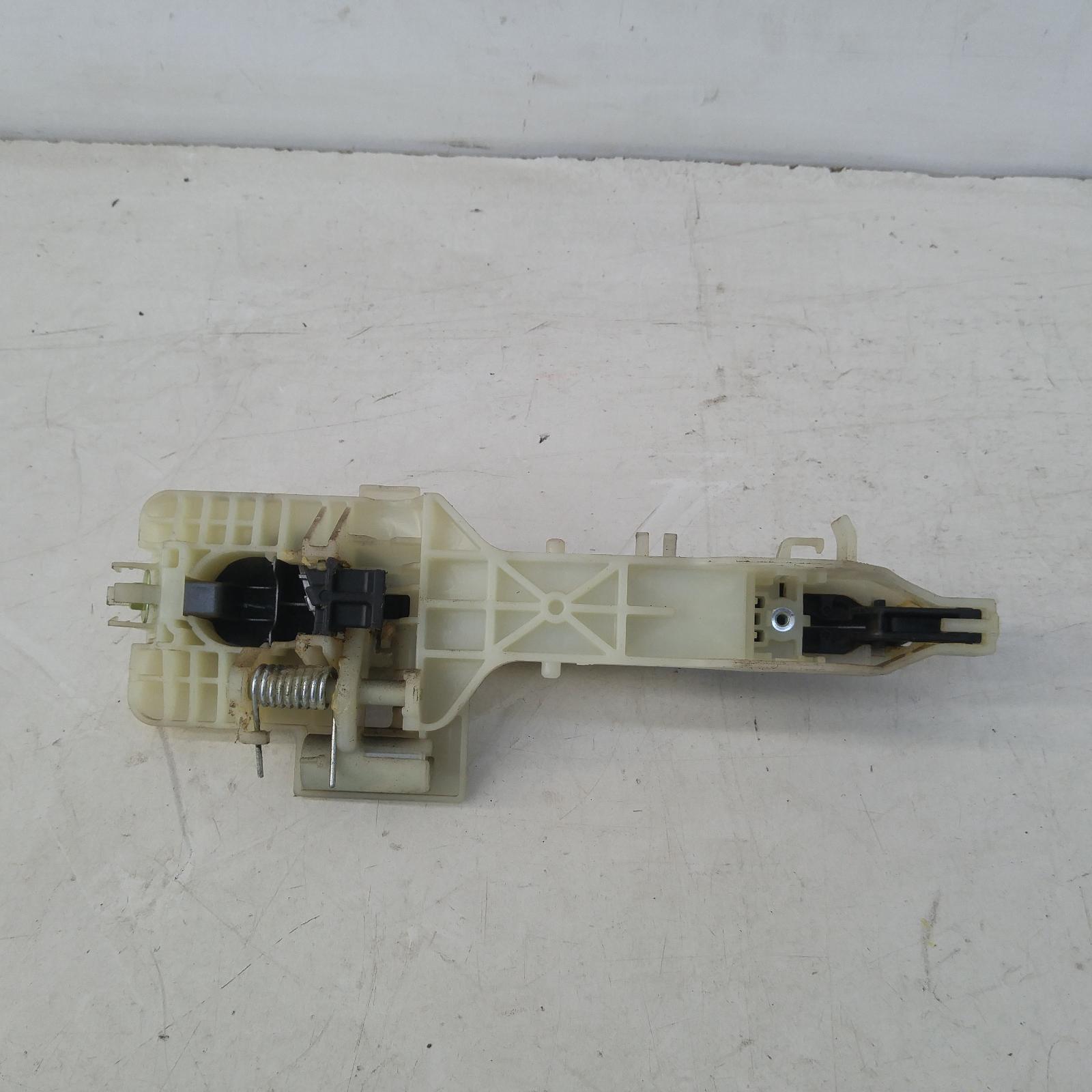 I30 Door Handle 2012-2017 outer,lh front,non keyless entry type,gd (s. korea-vin kmhd),02/12-02/17 00011575 #264313