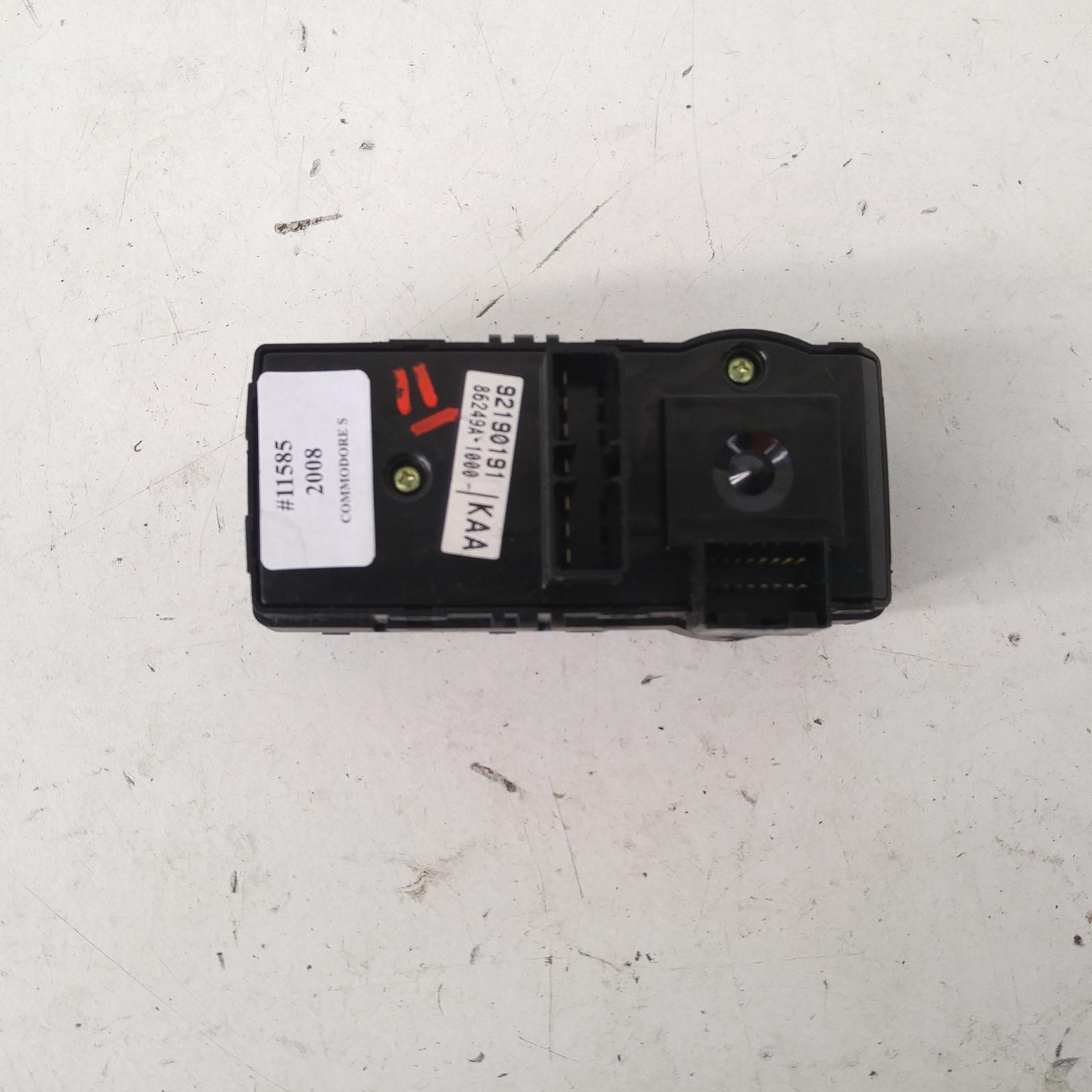 Commodore Power Door Window Switch 2006-2013 front centre masterswitch,4 door,black,ve,08/06-04/13 00011585 #264863