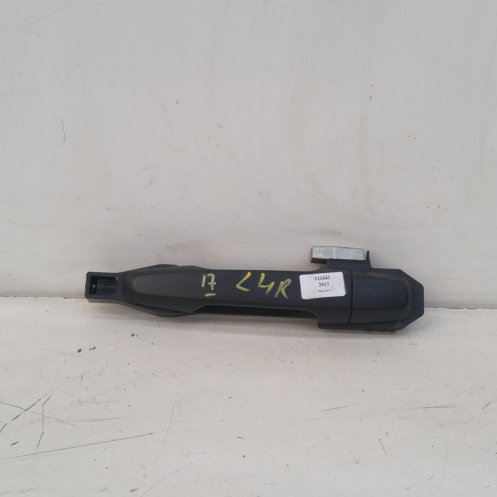 Triton Door Handle 2006-2015 outer,lh front/lh rear,black,ml-mn,07/06-04/15 00011641 #265600