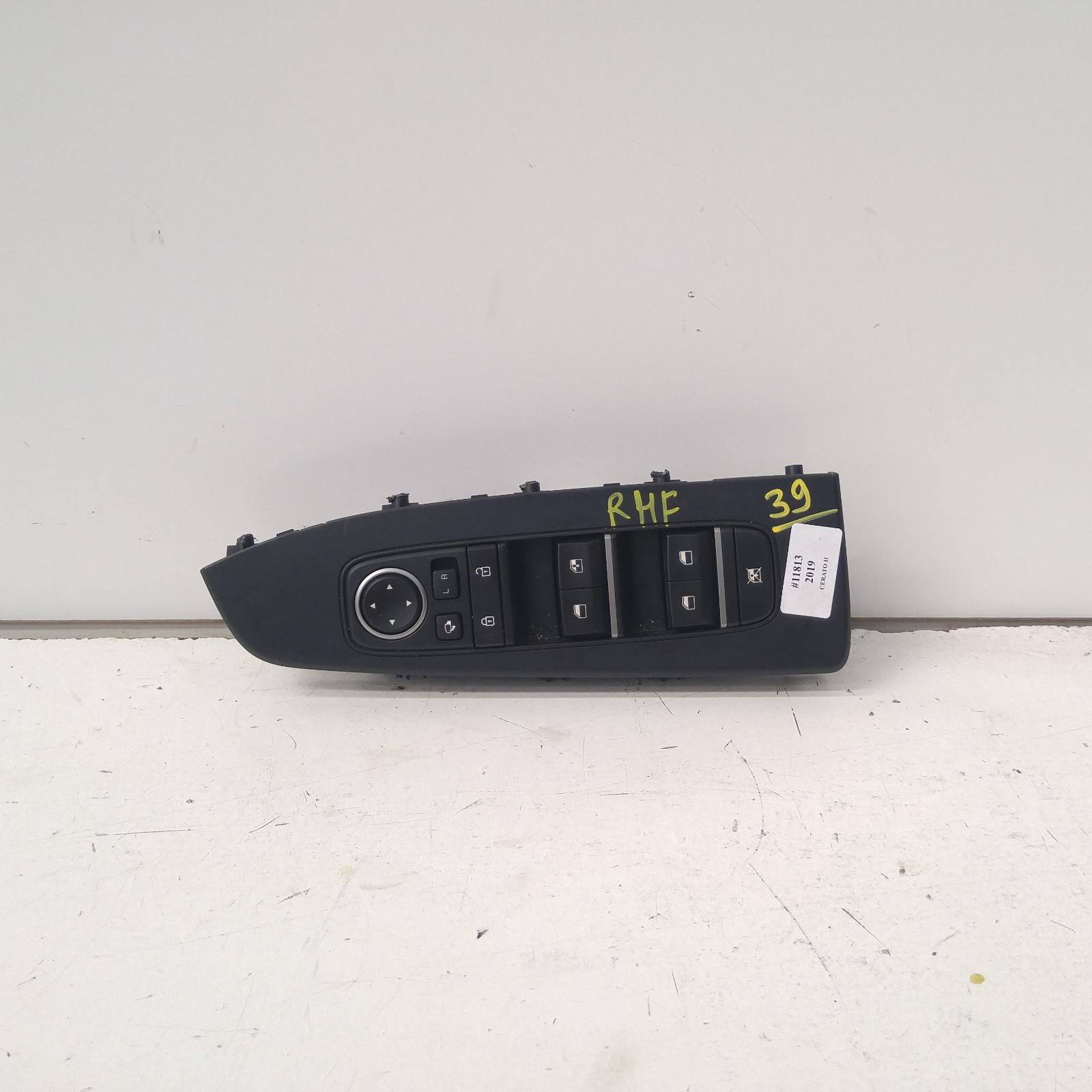 Cerato Power Door Window Switch 2018-2021 rh front (master switch),bd,sedan/hatch,04/18- 00011813 #269632