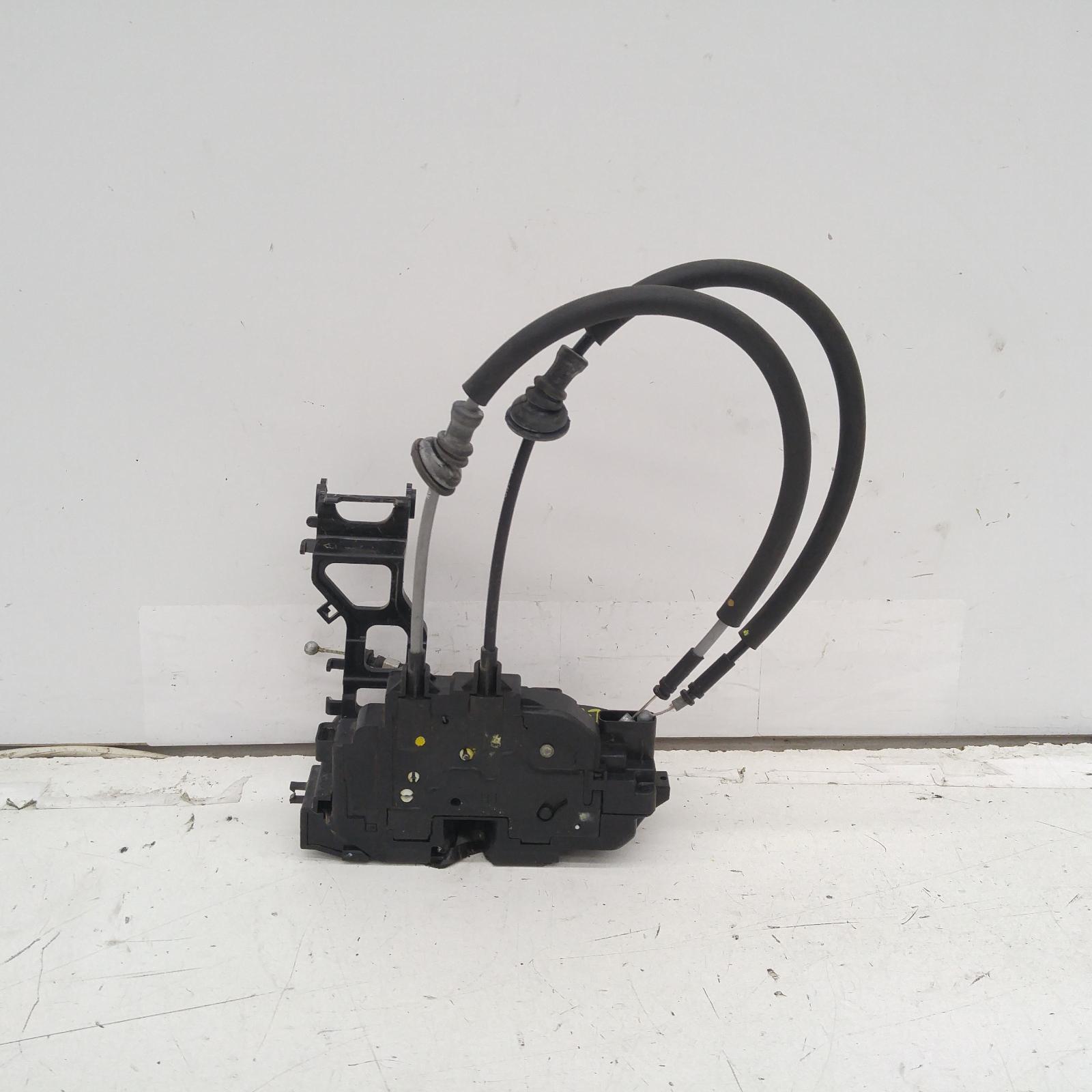 Santa Fe Door/boot/gate Lock 2005-2012 left front door lock,cm,11/05-06/12 00011822 #271013
