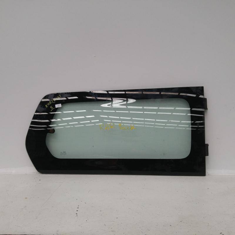 side glass rear right