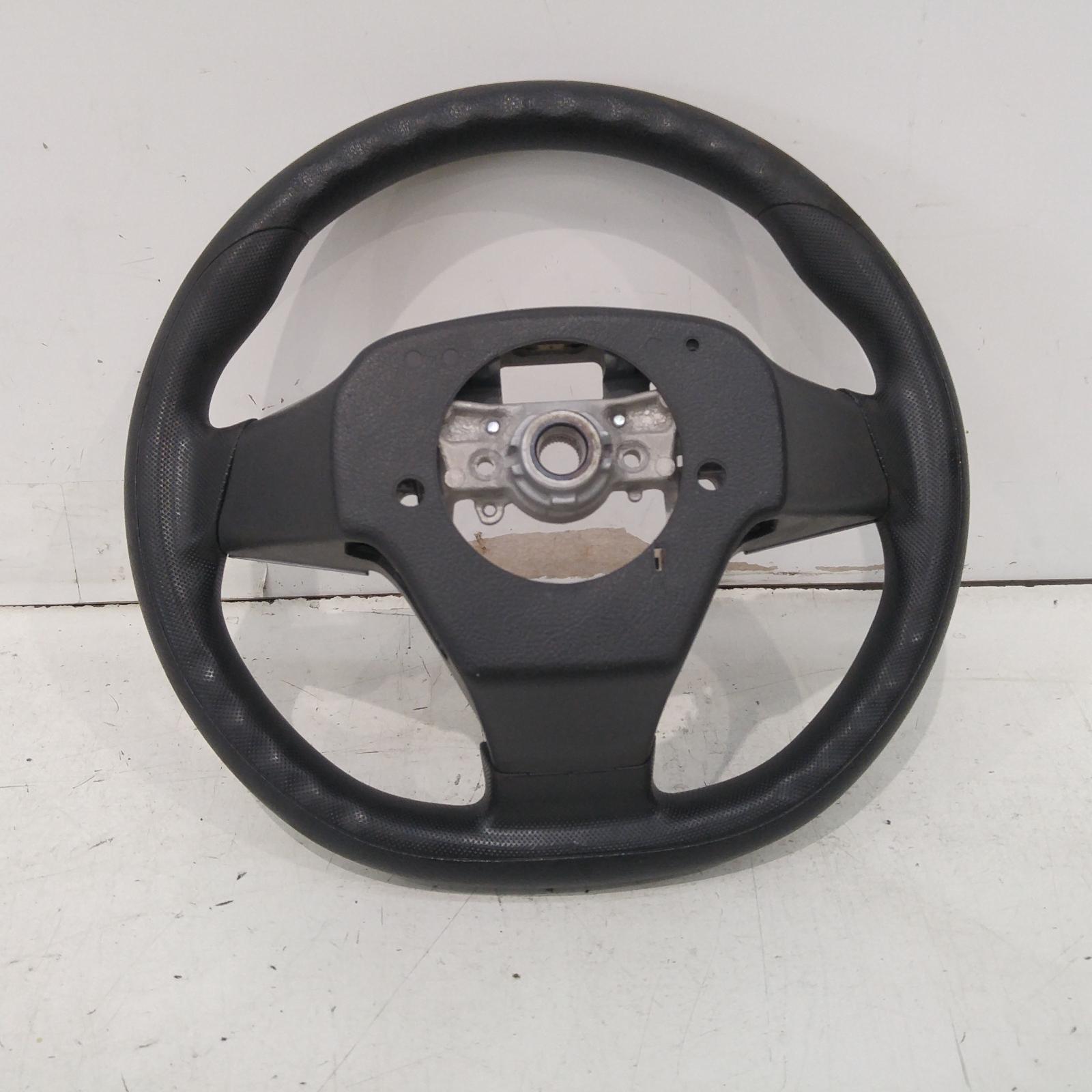 Corolla Steering Wheel 2009-2013 vinyl,zre152/153r,sedan,11/09-12/13 00010106 #273120