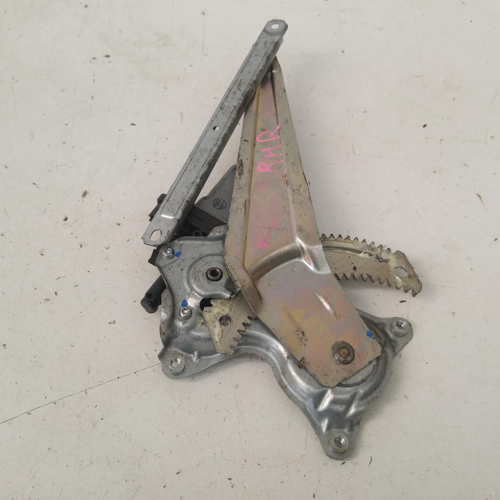 thumbnail image 2 of Front Passenger Side Window Regulator With Motor – For Mitsubishi Mirage 1997-2001 Sedan (4-Door Only), 2-Pin 2 of 6