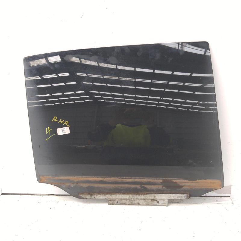 door window rear right