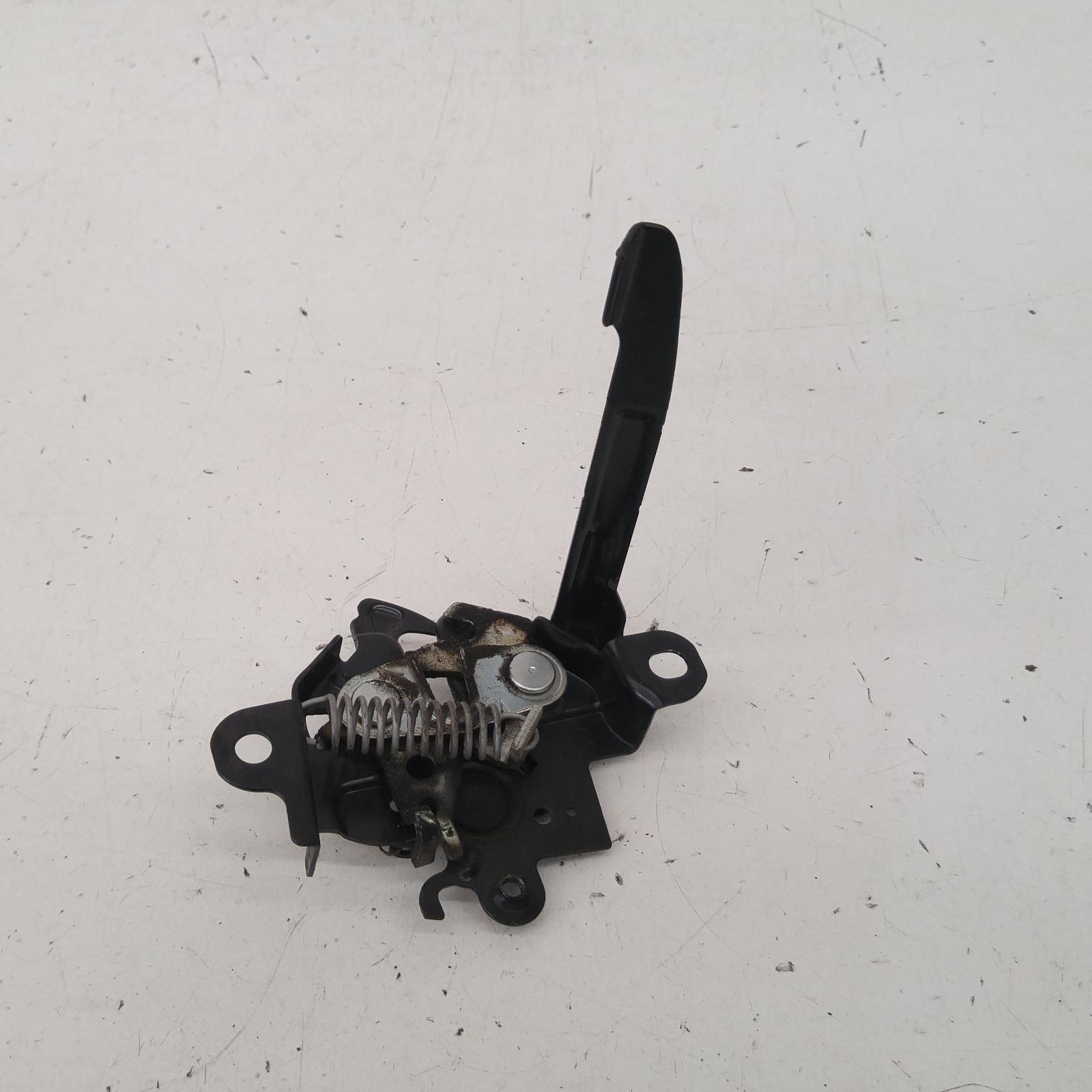 Yaris Bonnet Lock Support 2011-2019 ncp13#,hatch,08/11-12/19 00011921 #274648