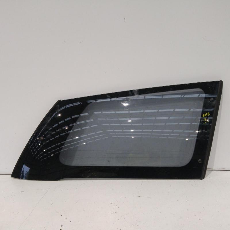 side glass rear right