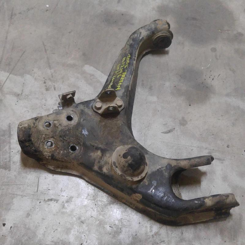 control arm lower front left
