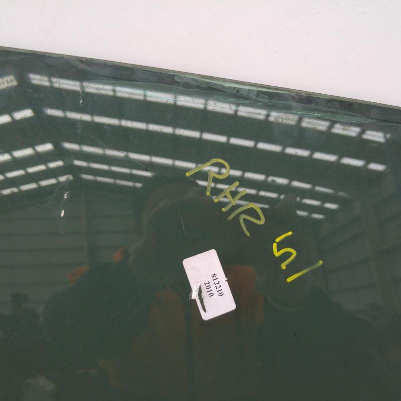 door window rear right