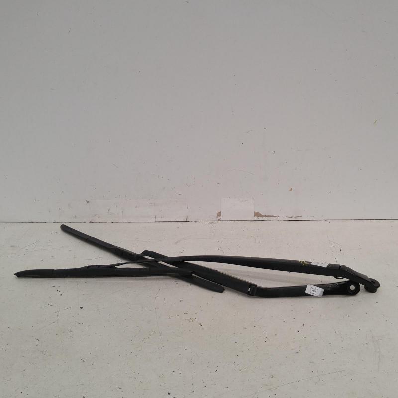 wiper arm
