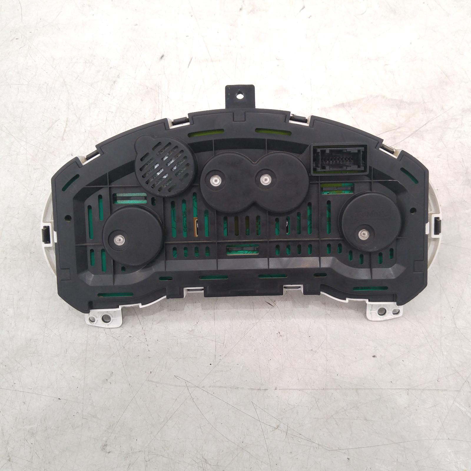 Bt50 Instrument Cluster 2011-2020 instrument cluster,manual t/m type,2wd,up-ur,10/11- 00012333 #281981