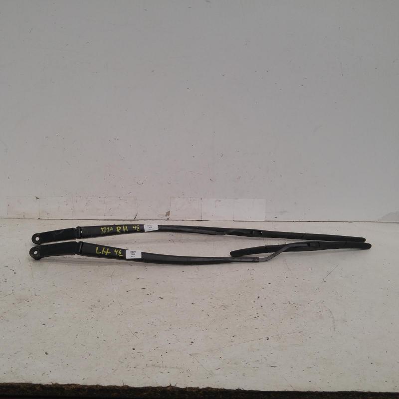 wiper arm